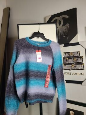 BB Dakota by Steve Madden Ombre Crewneck Sweater in Teal and Gray